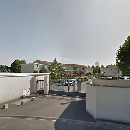 Le Mascaret Appartement A Royan Avec Piscine Apartment